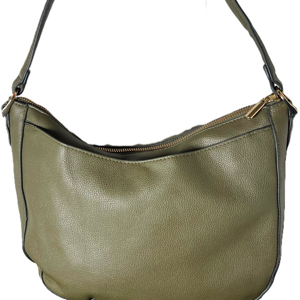 A NEW DAY HUNTER GREEN PURSE (EXCELENT CONDTION)